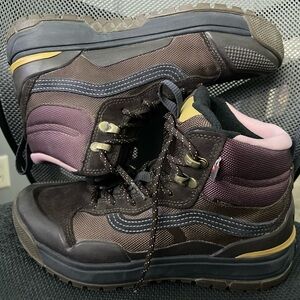 Vans Women's UltraRange EXO HI MTE-2